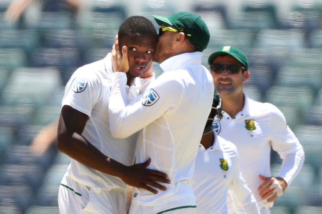 Faf du Plessis kisses Kagiso Rabada after the bowler took his fifth wicket, Australia v South Africa, 1st Test, Perth, 5th day, November 7, 2016