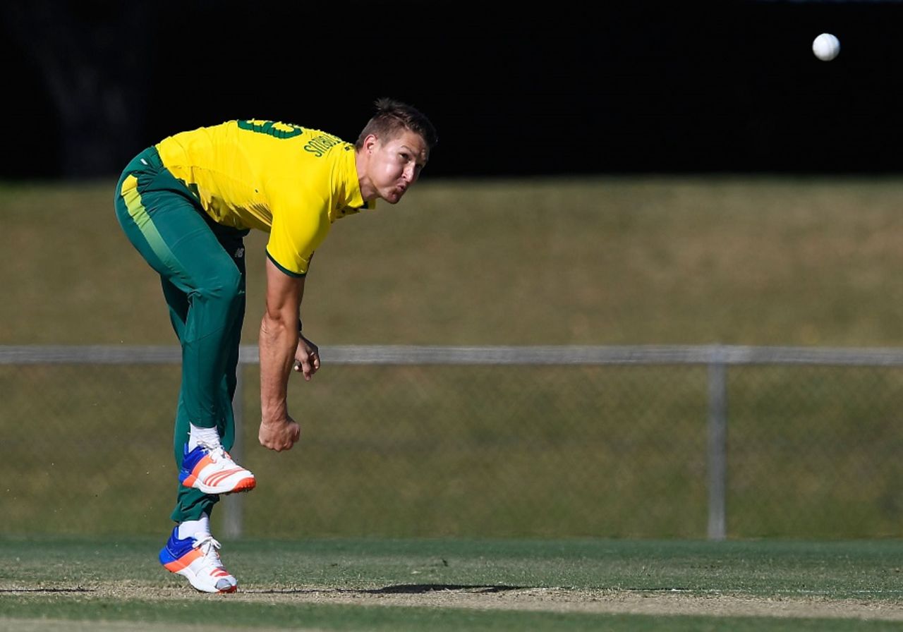 Dwaine Pretorius bowls during a List A match, National Performance Squad v South Africa A, Townsville, August 13, 2016