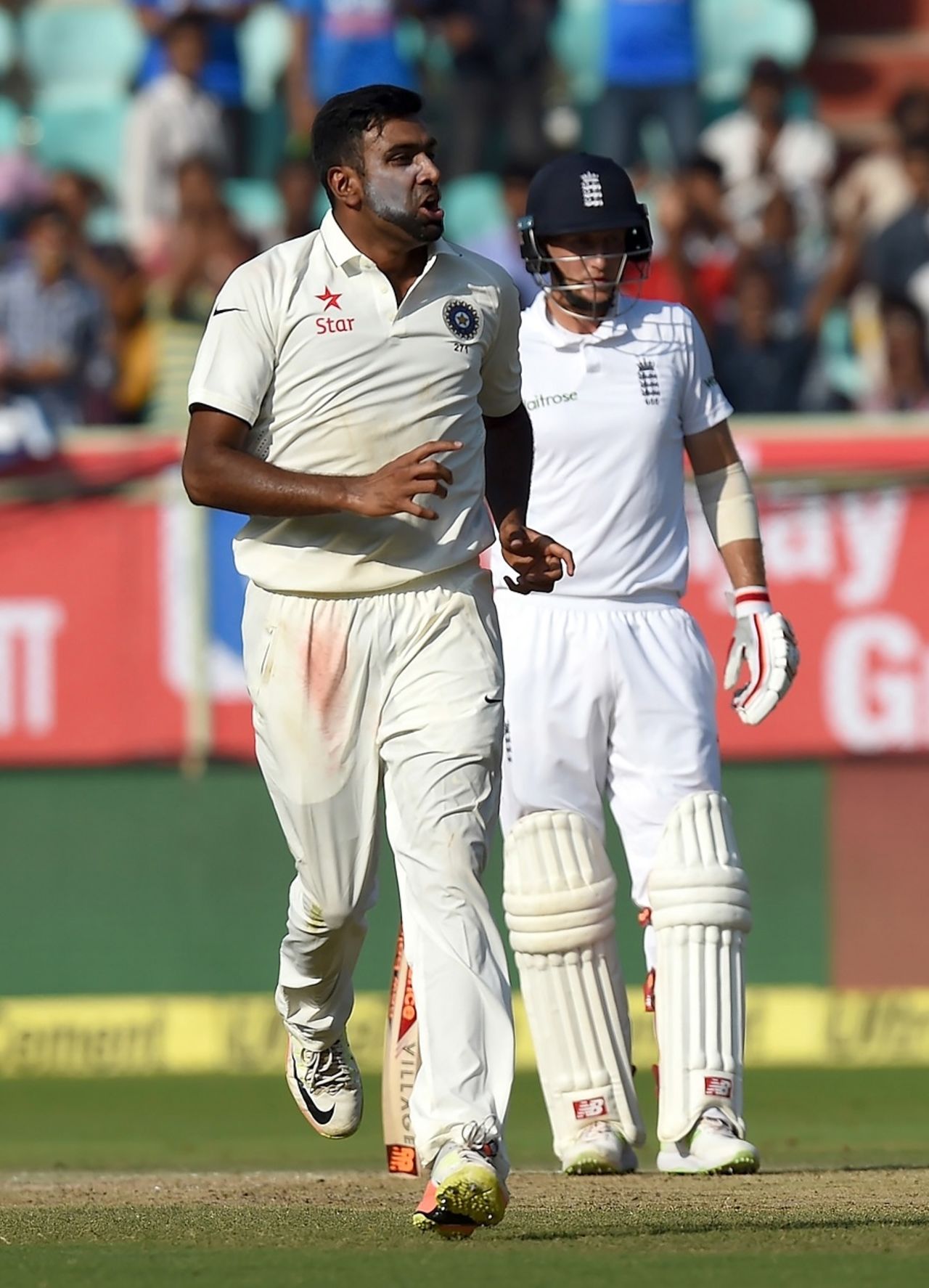 R Ashwin took out Joe Root for 53, India v England, 2nd Test, Vishakapatnam, 2nd day, November 18, 2016