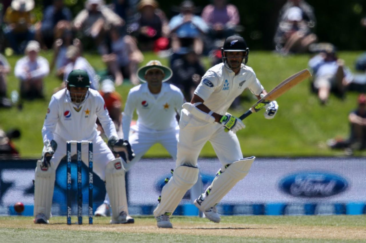 Jeet Raval works the ball through the leg side, New Zealand v Pakistan, 1st Test, Christchurch, 4th day, November 20, 2016