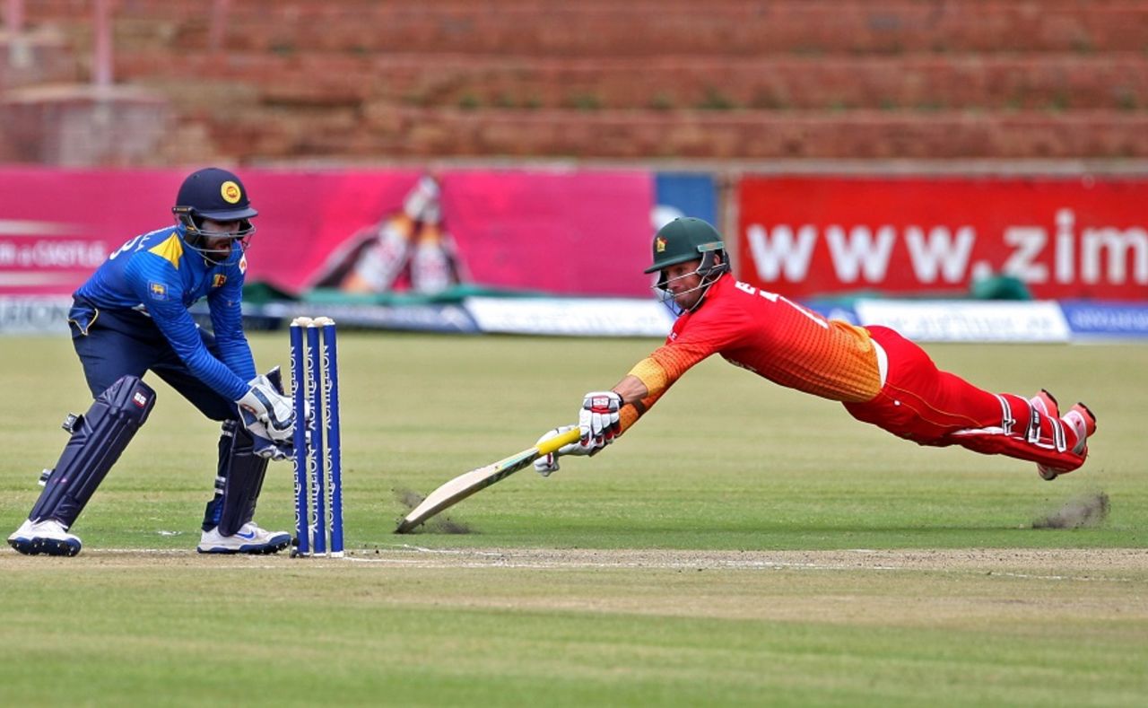 Craig Ervine survived a run-out chance on 16, Zimbabwe v Sri Lanka, tri-series, Bulawayo, November 21, 2016