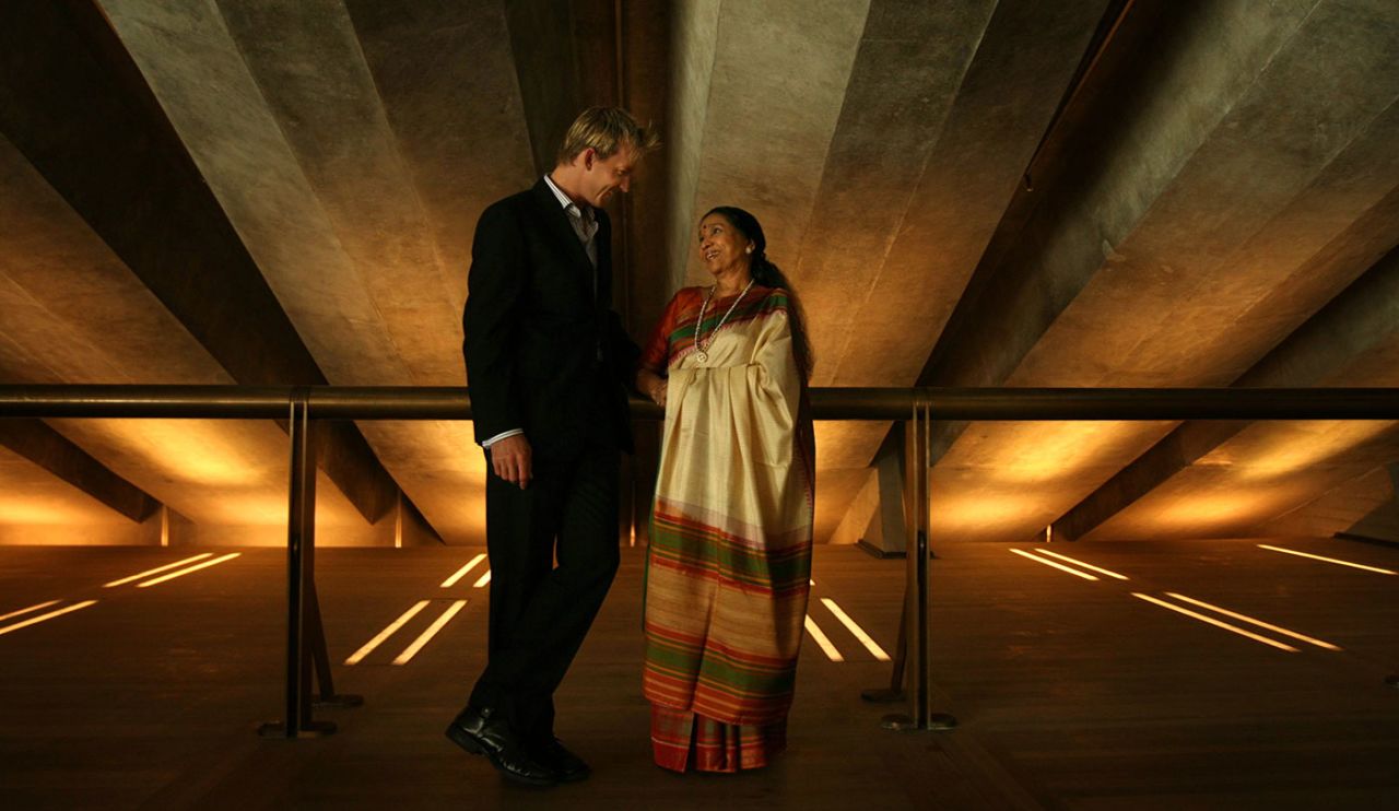 Brett Lee and Indian playback singer Asha Bhonsle, who did a song together, meet up at the Sydney Opera House, March 8, 2007