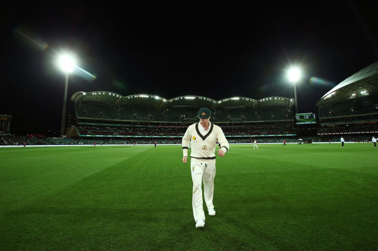 Steven Smith walks off the field after the declaration, Australia v South Africa, 3rd Test, Adelaide, 1st day, November 24, 2016