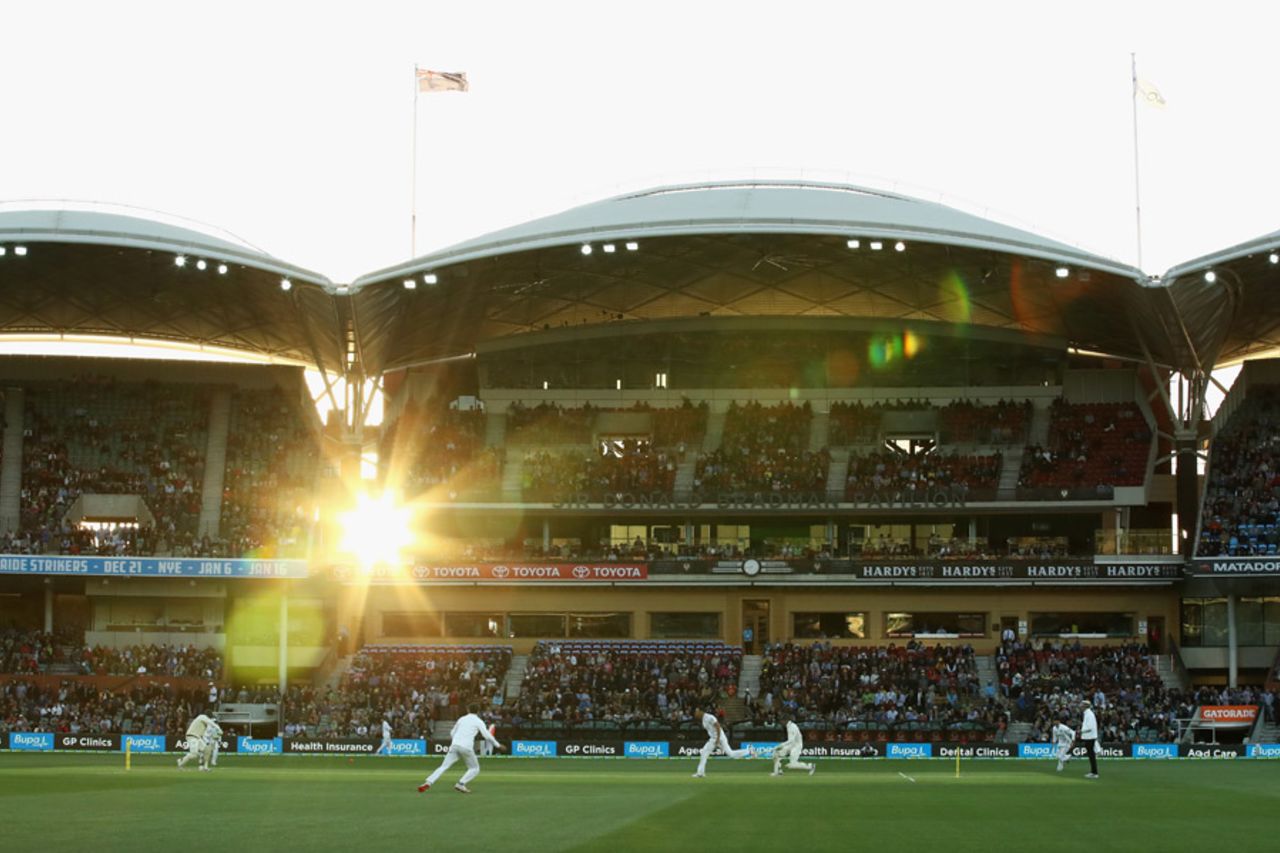 The sun sneaks in through the stands during the final phase of play, Australia v South Africa, 3rd Test, Adelaide, 2nd day, November 25, 2016