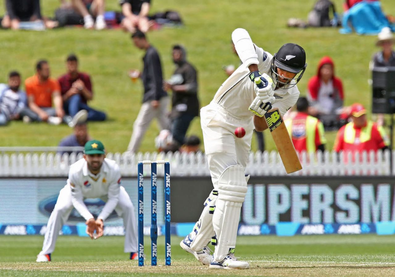 Jeet Raval shapes to play the ball on the leg side, New Zealand v Pakistan, 2nd Test, Hamilton, 2nd day, November 26, 2016