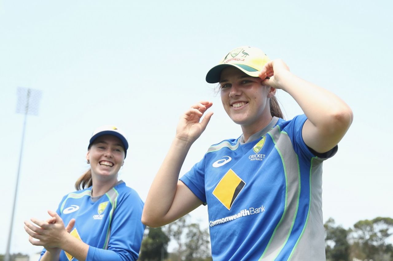 Amanda-Jane Wellington applauds as Tahlia McGrath of Australia receives her debut cap, Australia v South Africa, 4th women's ODI, Coffs Harbour, November 27, 2016