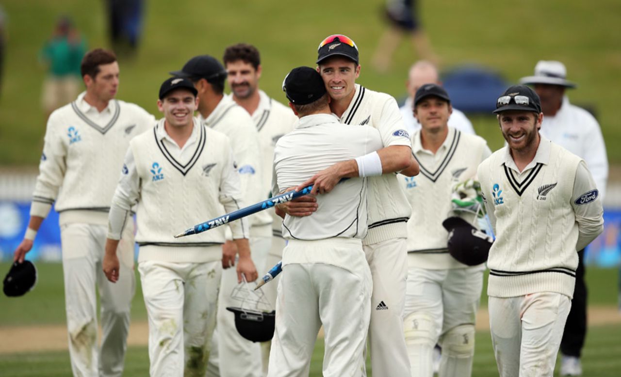 Man of the Match Tim Southee is hugged by Neil Wagner as he leads New Zealand off the field, New Zealand v Pakistan, 2nd Test, Hamilton, 5th day, November 29, 2016