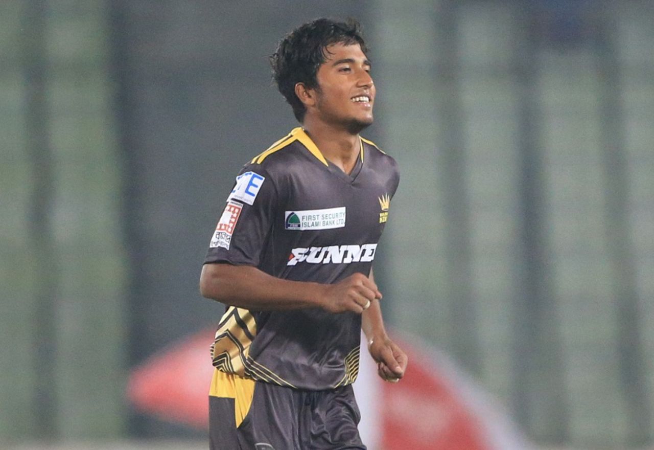 17-year old Afif Hossain finished with 5 for 21 on his T20 debut, Chittagong Vikings v Rajshahi Kings, Bangladesh Premier League, Mirpur, November 3, 2016