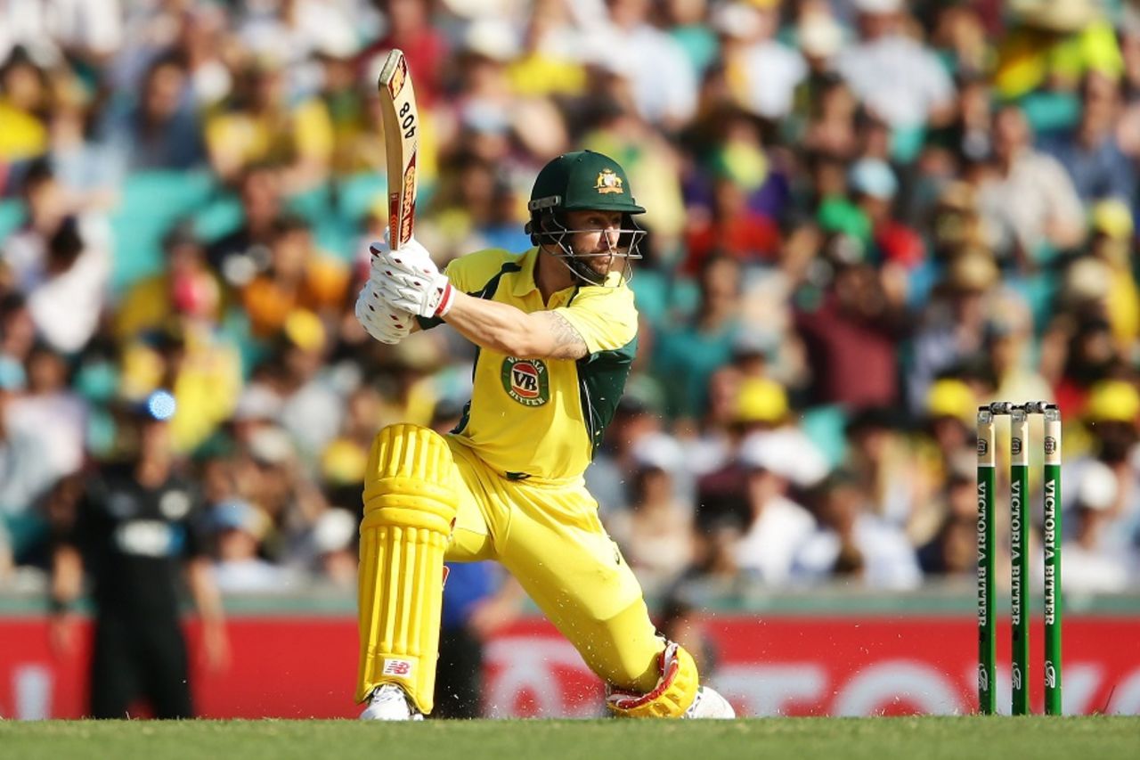Matthew Wade drills one through the off side, Australia v New Zealand, 1st ODI, Sydney, December 4, 2016