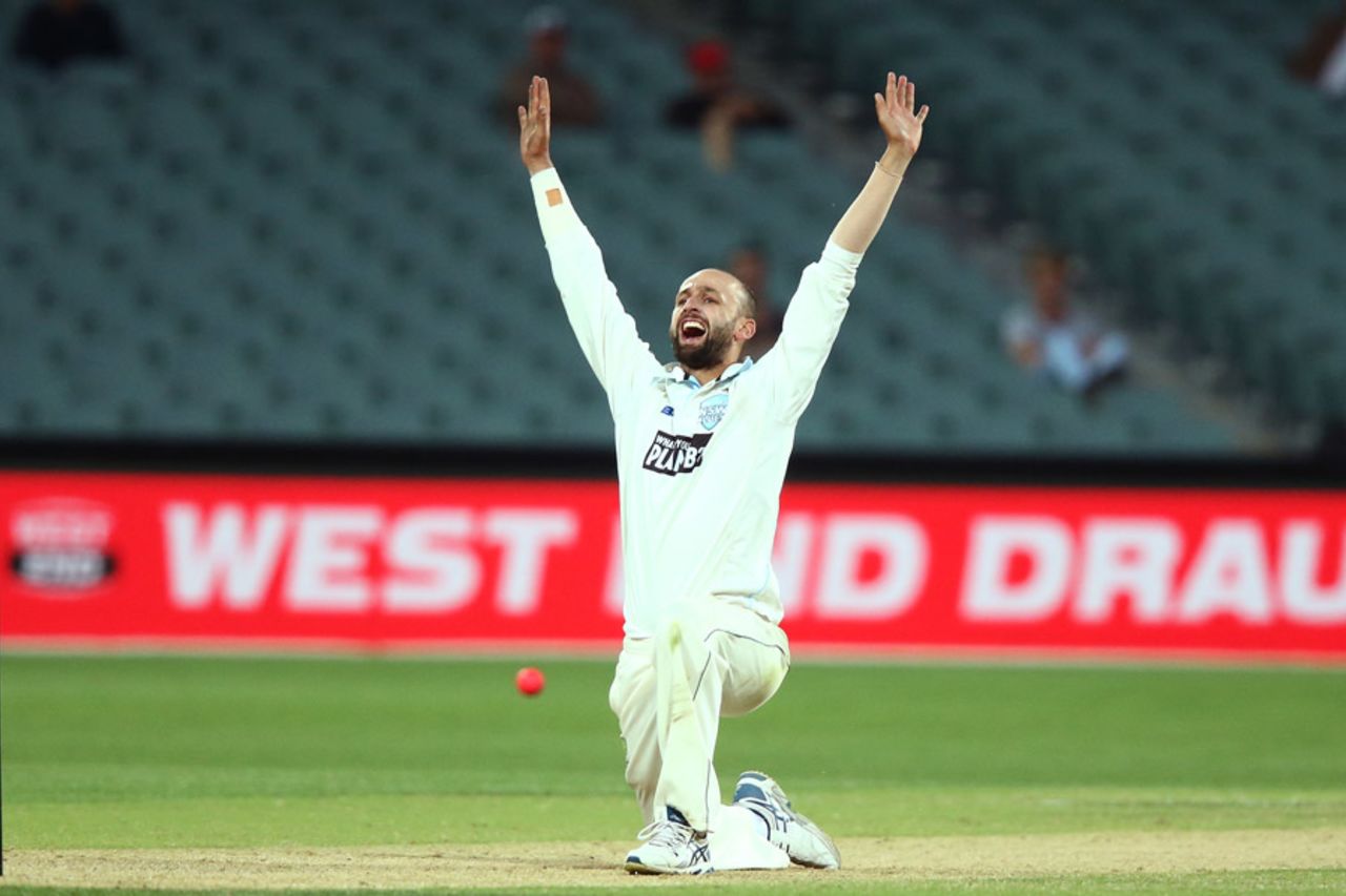 Nathan Lyon appeals during his three-wicket haul, South Australia v New South Wales, 2nd day, Sheffield Shield 2016-17, Adelaide, December 6, 2016 