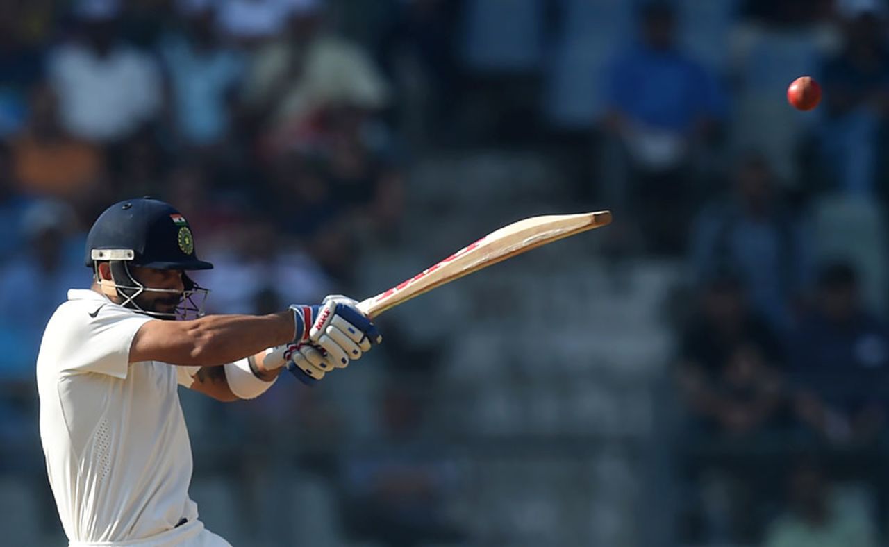 Virat Kohli pulls as runs come swiftly, India v England, 4th Test, Mumbai, 4th day, December 11, 2016
