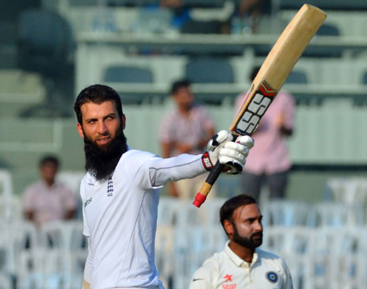 Moeen Ali reached his second century of the series, India v England, 5th Test, Chennai, 1st day, December 16, 2016