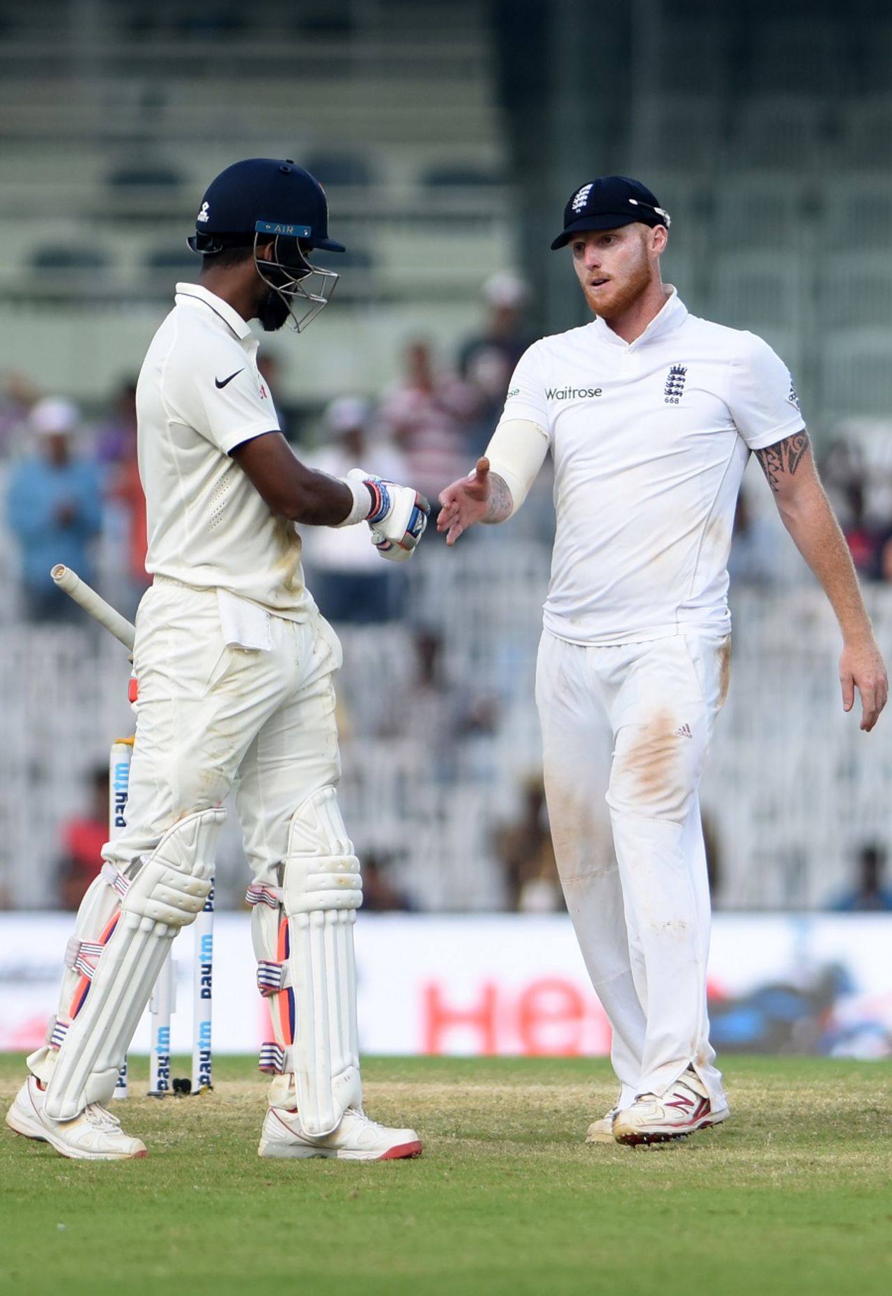 Ben Stokes came up to KL Rahul to offer a handshake after he was dismissed, India v England, 5th Test, Chennai, 3rd day, December 18, 2016