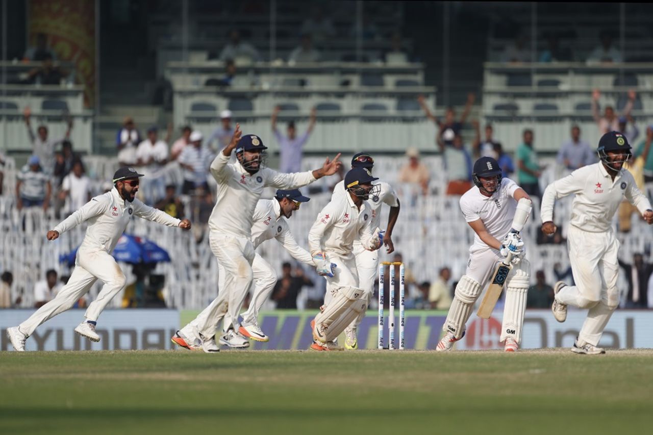 Indian fielders begin celebrating after the fall of the tenth wicket, India v England, 5th Test, Chennai, 5th day, December 20, 2016