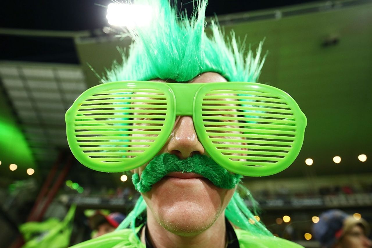 A Sydney Thunder fan goes out of his way to show his support, Sydney Thunder v Sydney Sixers, Big Bash League, Sydney, December 20, 2016