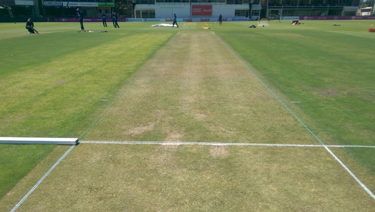 The Port Elizabeth pitch ahead of the Boxing Day Test, 1st Test, South Africa v Sri Lanka, Port Elizabeth, Dec 25, 2016