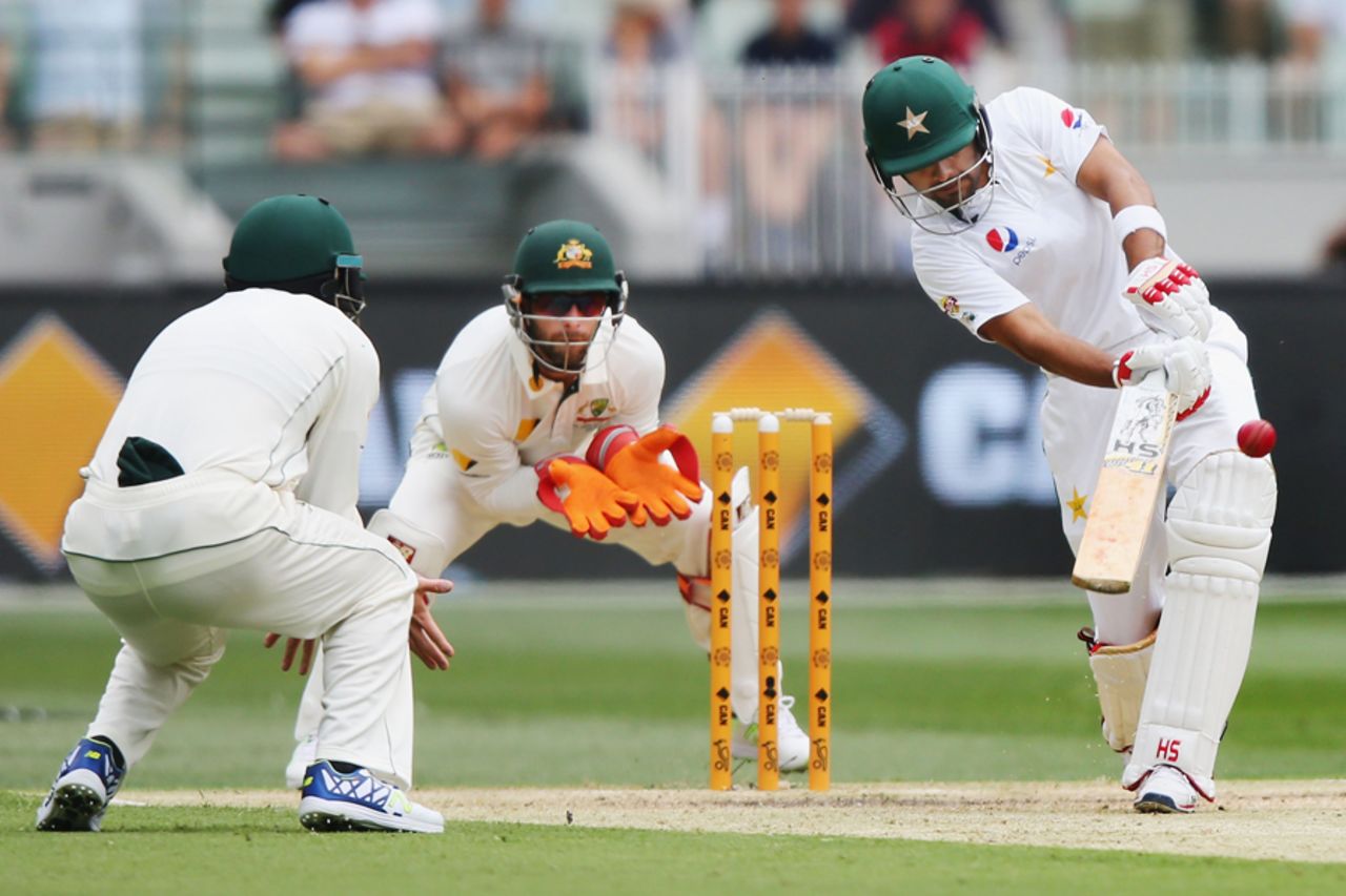 Babar Azam steps out and goes over the top, Australia v Pakistan, 2nd Test, 1st day, Melbourne, December 26, 2016