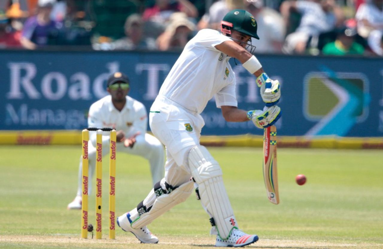JP Duminy lays into a flowing cover drive, South Africa v Sri Lanka, 1st Test, Port Elizabeth, 1st day, December 26, 2016