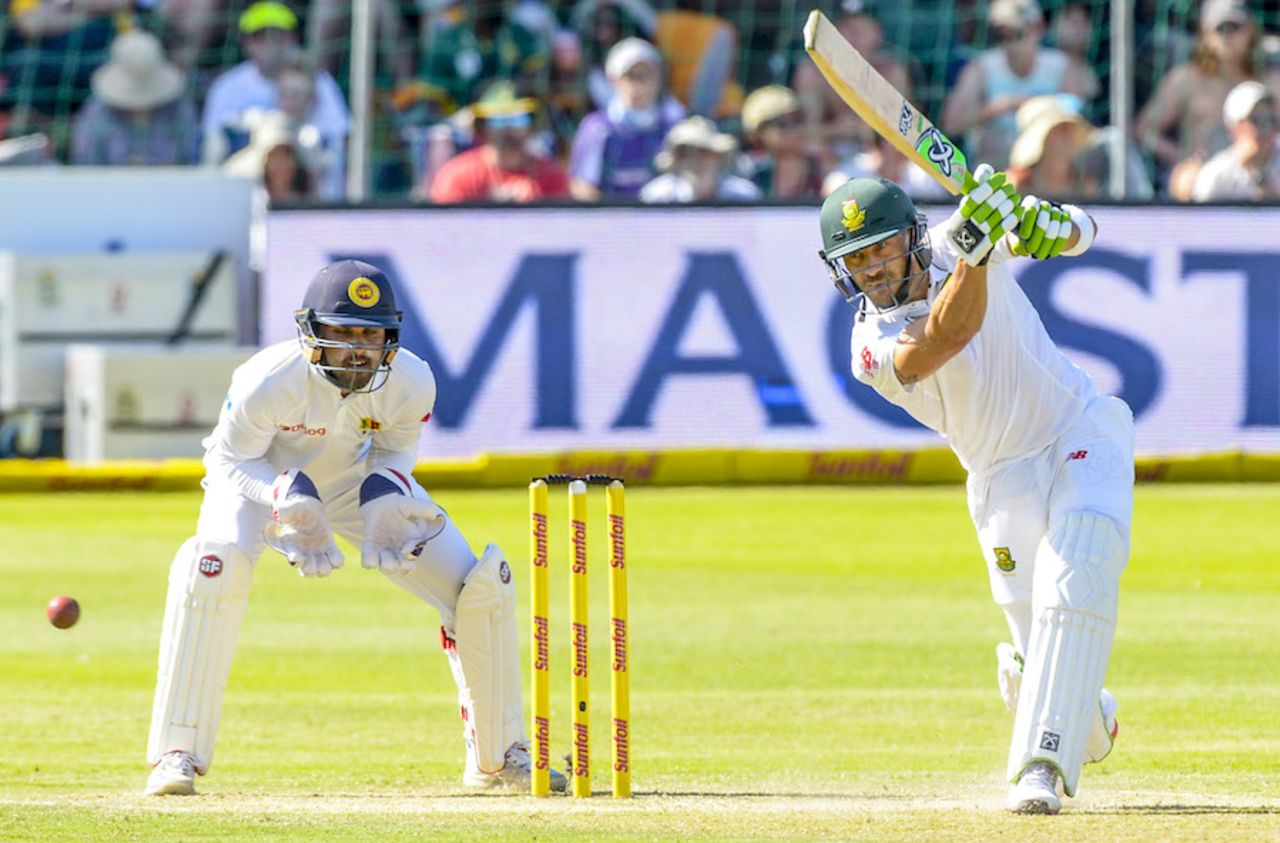 Faf du Plessis drives handsomely, South Africa v Sri Lanka, 1st Test, Port Elizabeth, 1st day, December 26, 2016