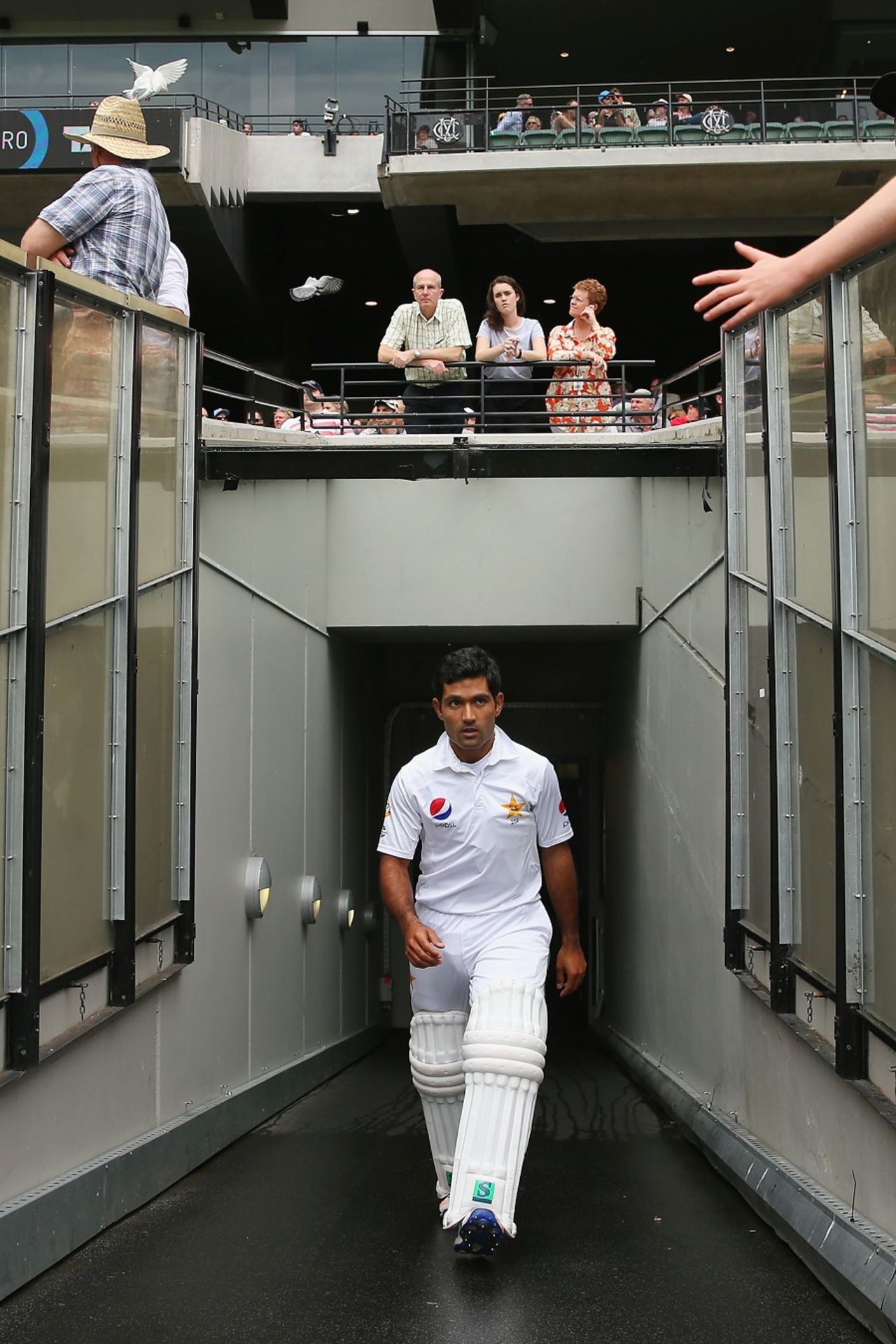 Asad Shafiq strides out of a tunnel and into the field, Australia v Pakistan, 2nd Test, 2nd day, Melbourne, December 27, 2016