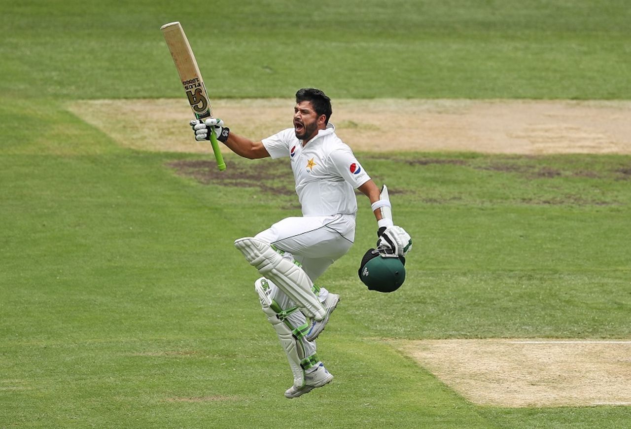 Azhar Ali celebrates his second double-ton of the year, Australia v Pakistan, 2nd Test, 3rd day, Melbourne, December 28, 2016