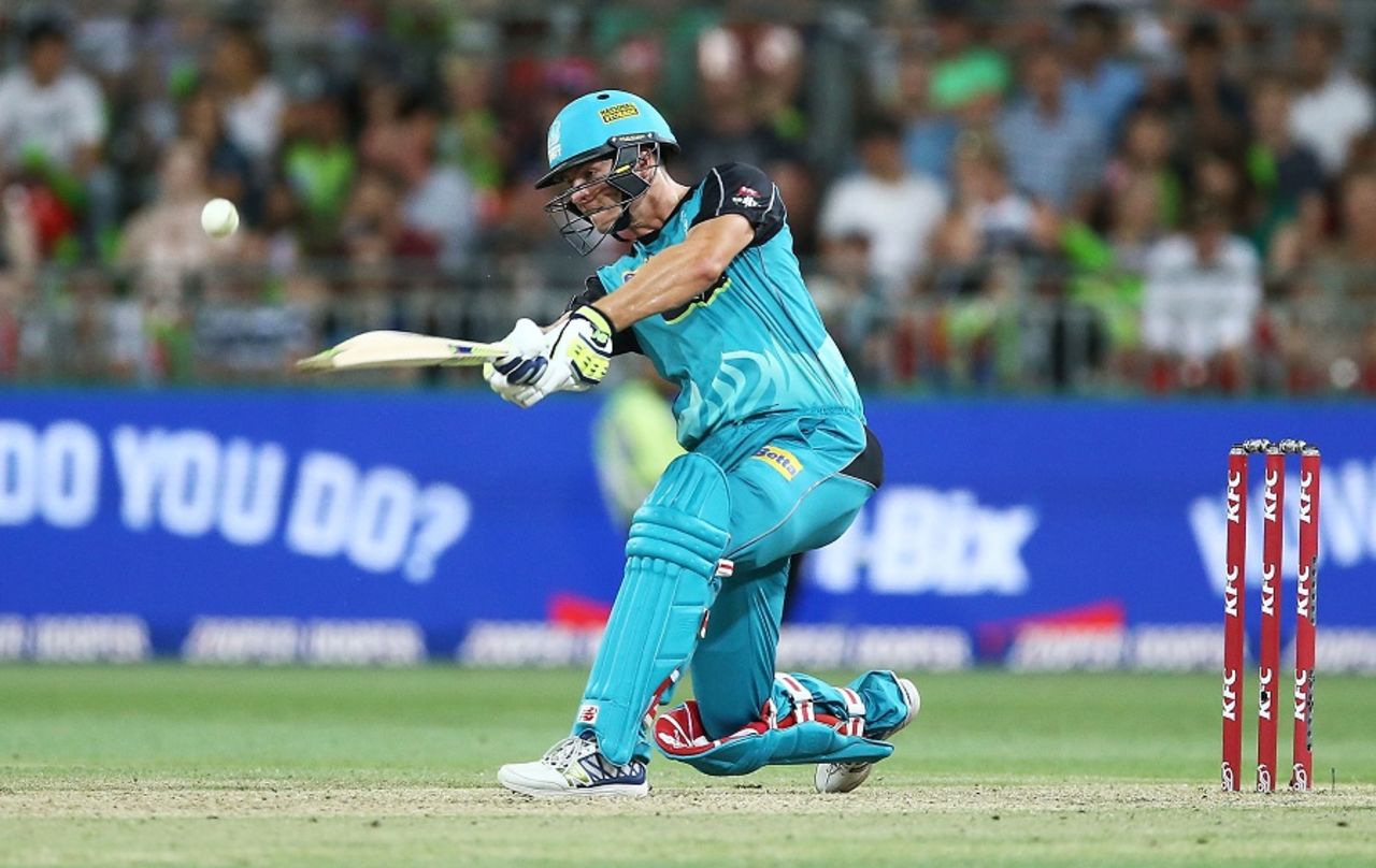 Jack Wildermuth drills one through the off side, Sydney Thunder v Brisbane Heat, Big Bash League 2016-17, Sydney, December 28, 2016