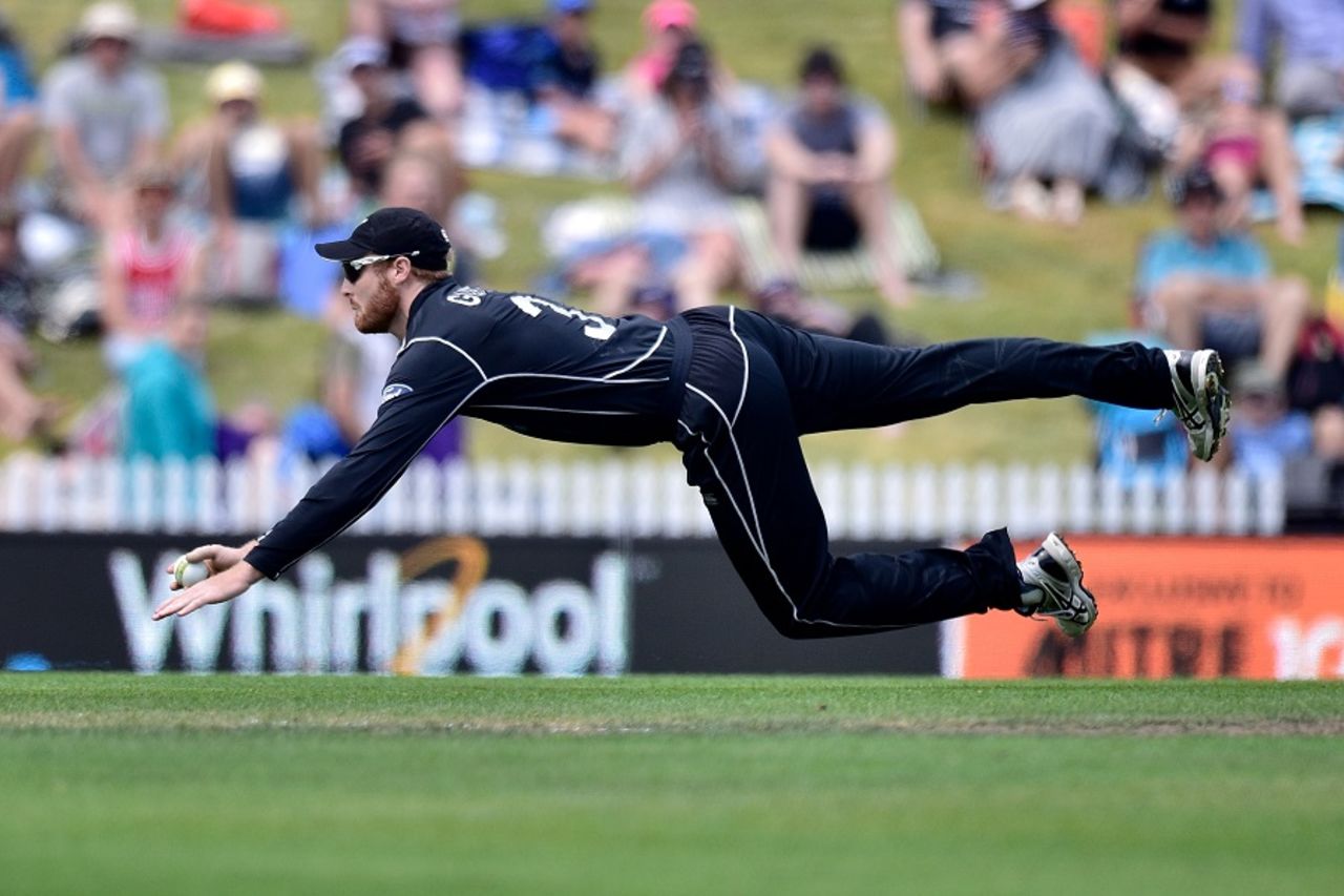 Martin Guptill and New Zealand were on the prowl, New Zealand v Bangladesh, 3rd ODI, Nelson, December 31, 2016