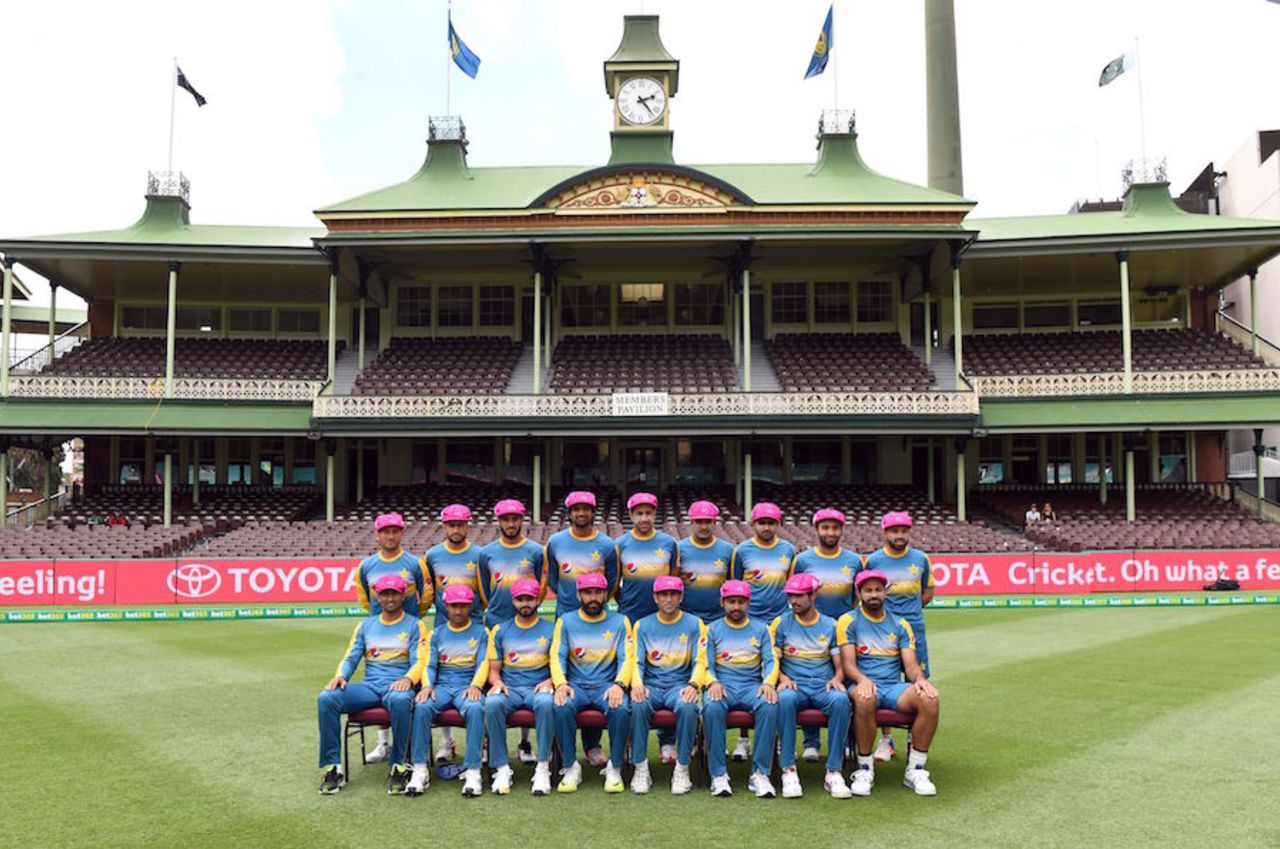 The Pakistan players pose a day before the third Test, Sydney, January 2, 2017