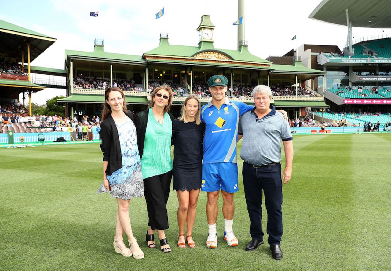 Hilton Cartwright poses with his family after receiving his baggy green, Australia v Pakistan, 3rd Test, Sydney, 1st day, January 3, 2017