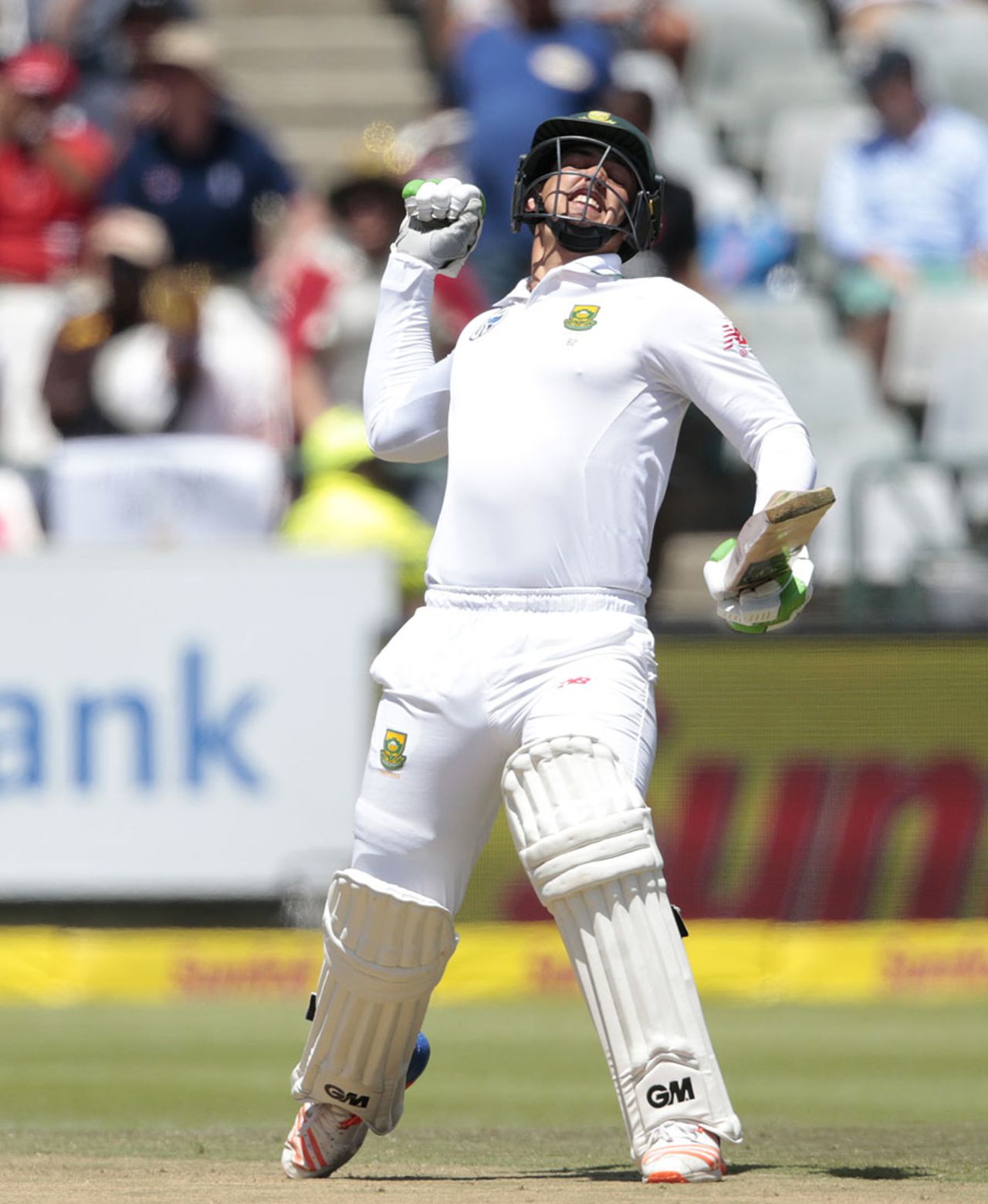 Quinton de Kock punches the air after reaching his hundred, South Africa v Sri Lanka, 2nd Test, Cape Town, 2nd day, January 3, 2017
