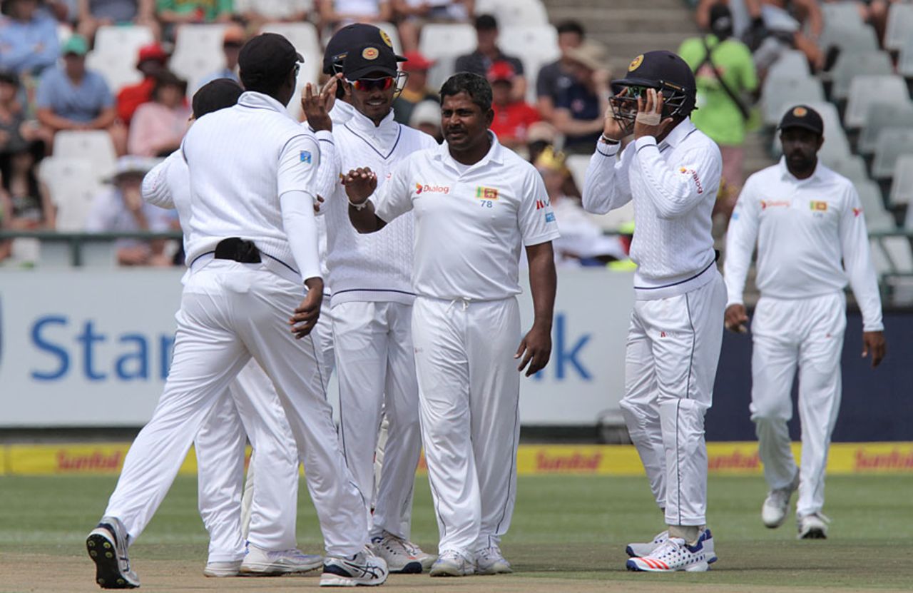 Rangana Herath became Sri Lanka's second-highest wicket taker, South Africa v Sri Lanka, 2nd Test, Cape Town, 2nd day, January 3, 2017