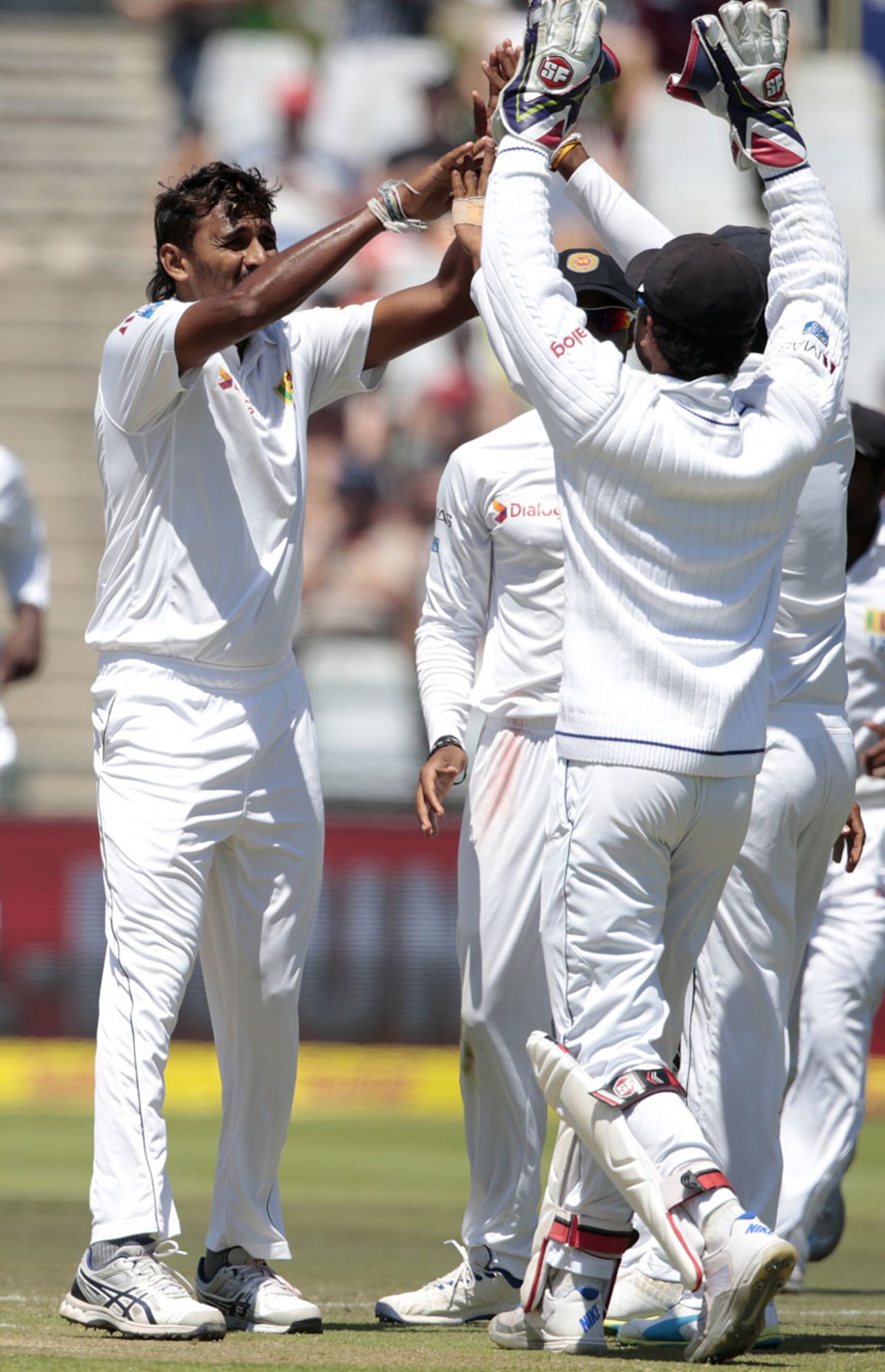 Suranga Lakmal claimed two wickets in an over, South Africa v Sri Lanka, 2nd Test, Cape Town, 3rd day, January, 4, 2017