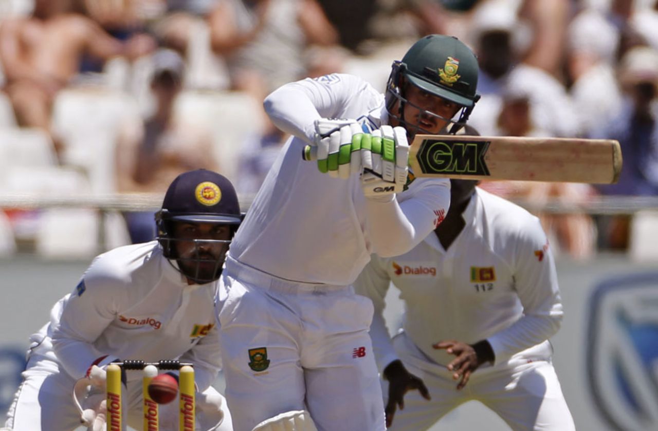 Quinton de Kock made a quick 29 as South Africa pushed for a declaration, South Africa v Sri Lanka, 2nd Test, Cape Town, 3rd day, January, 4, 2017