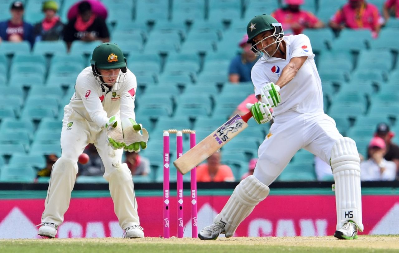 Younis Khan plays a cut, Australia v Pakistan, 3rd Test, Sydney, 3rd day, January 5, 2017
