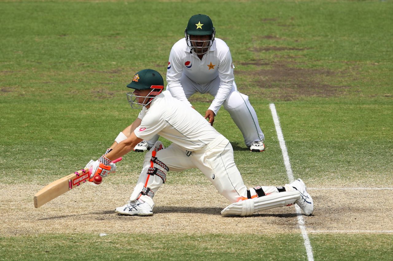 David Warner pulls out a reverse sweep, Australia v Pakistan, 3rd Test, Sydney, 4th day, January 6, 2017