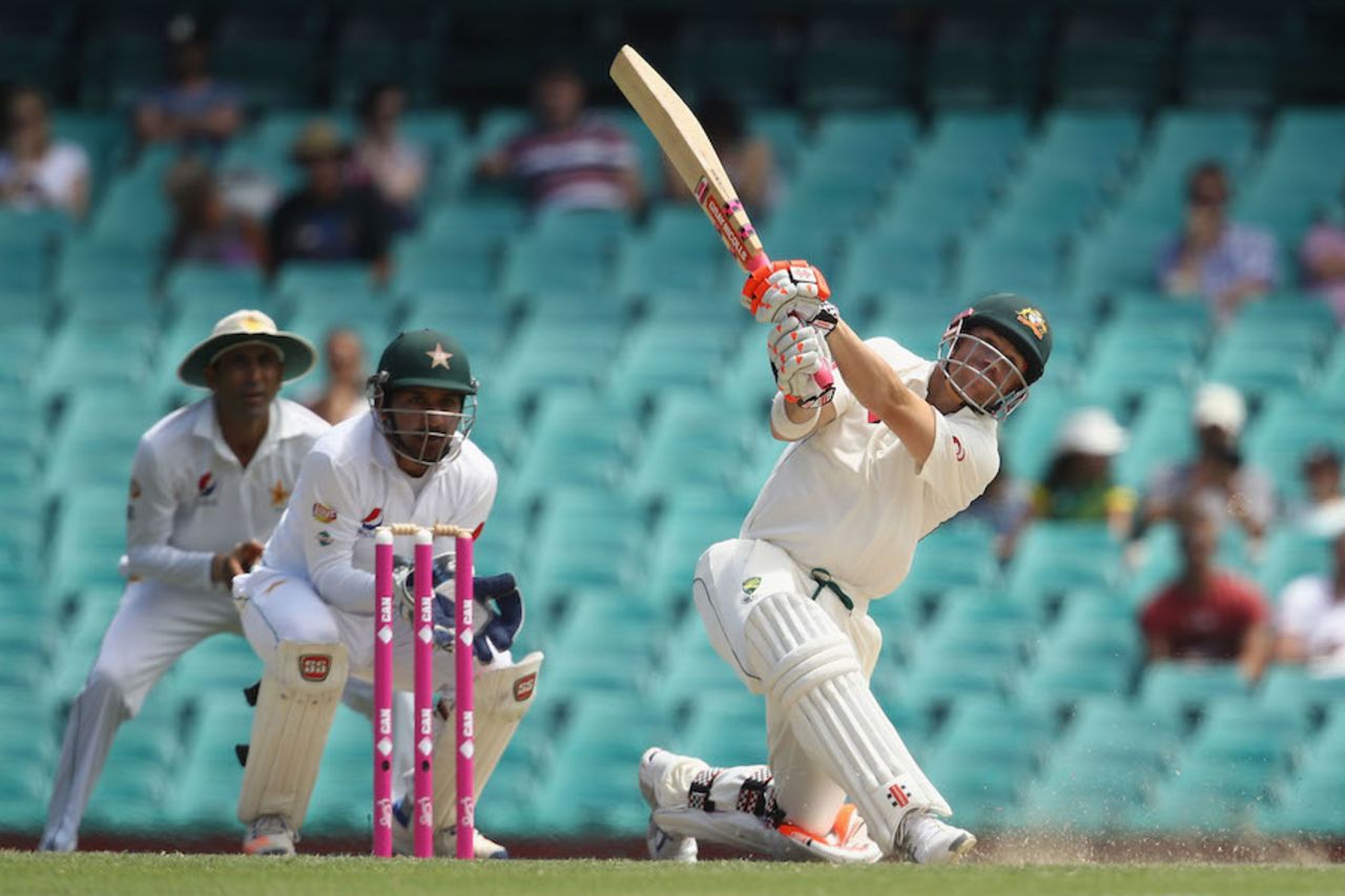 David Warner clobbered three sixes, Australia v Pakistan, 3rd Test, Sydney, 4th day, January 6, 2017
