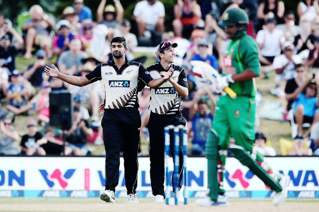 Ish Sodhi was particularly delighted with Soumya Sarkar's wicket, New Zealand v Bangladesh, 3rd T20I, Mount Maunganui, January 8, 2017