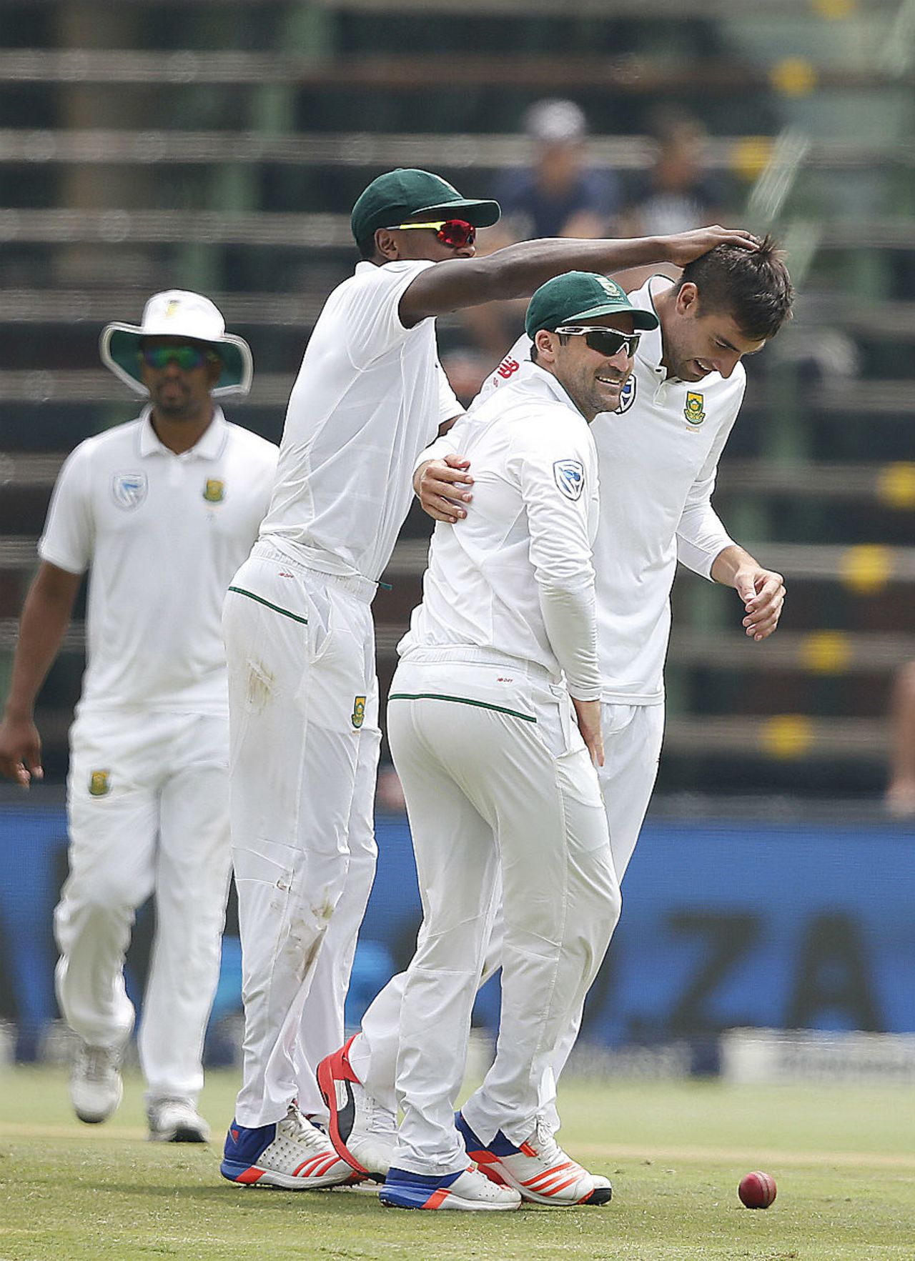 Duanne Olivier celebrates his maiden Test wicket , South Africa v Sri Lanka, 3rd Test, Johannesburg, 3rd day, January 14, 2017