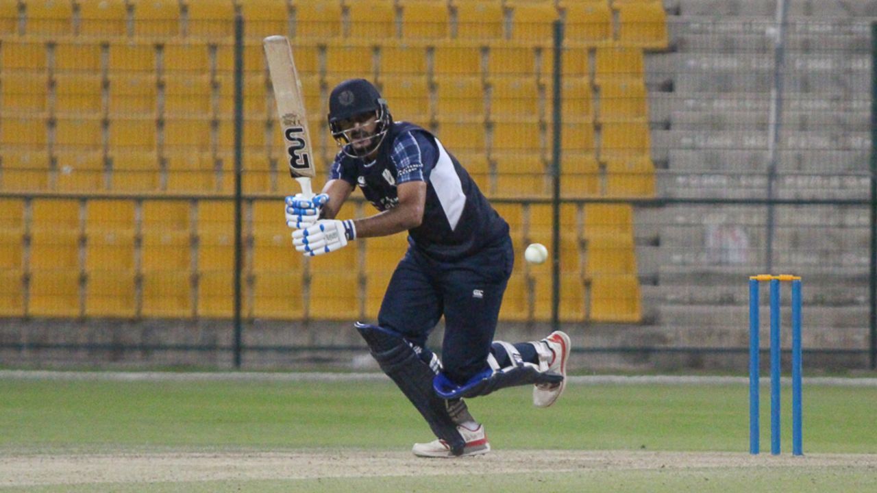Safyaan Sharif boosted Scotland late with a quick 20 not out, Netherlands v Scotland, Desert T20, Group B, Abu Dhabi, January 17, 2017