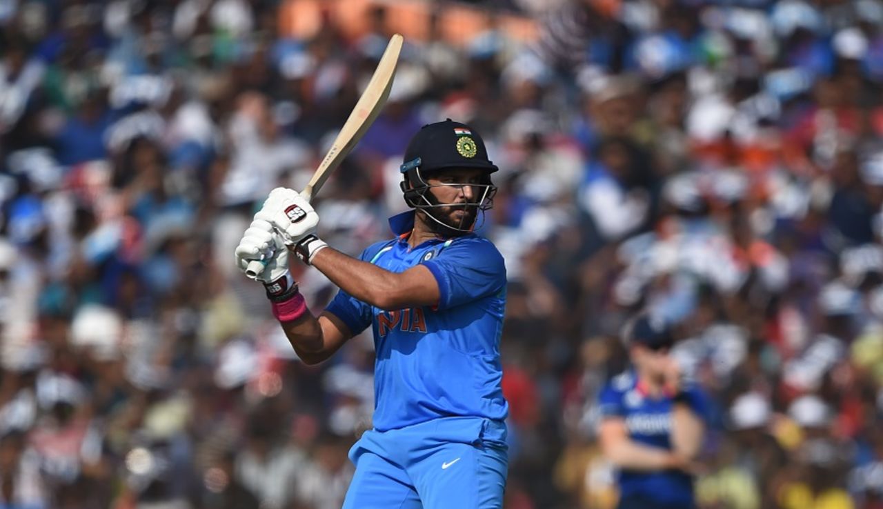 Yuvraj Singh carves one over backward point, India v England, 2nd ODI, Cuttack, January 19, 2017