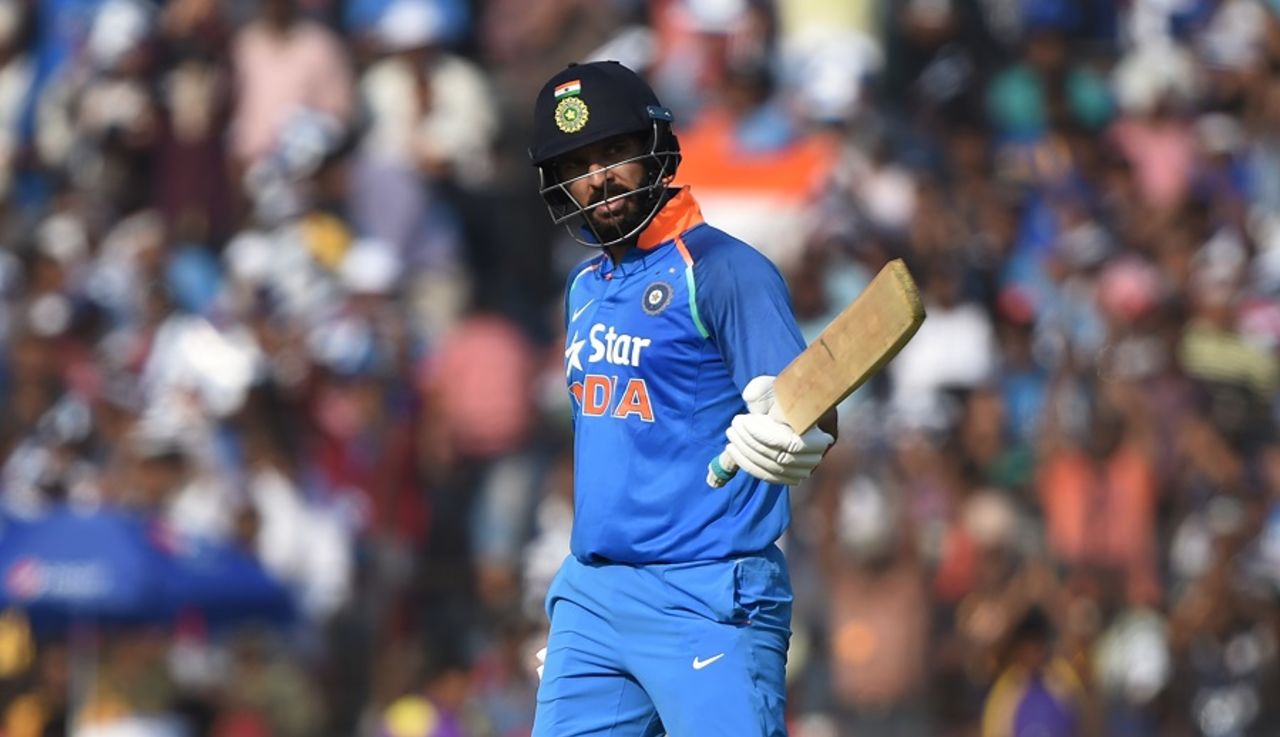 Yuvraj Singh acknowledges his fifty, India v England, 2nd ODI, Cuttack, January 19, 2017