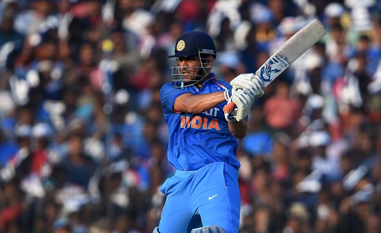 MS Dhoni's 122-ball 134 saw 10 founds and six sixes, India v England, 2nd ODI, Cuttack, January 19, 2017