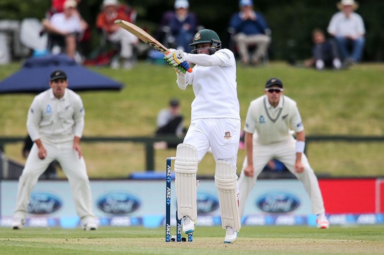 Shakib Al Hasan lays into a pull shot, New Zealand v Bangladesh, 1st Test, Christchurch, 1st day, January 20, 2017