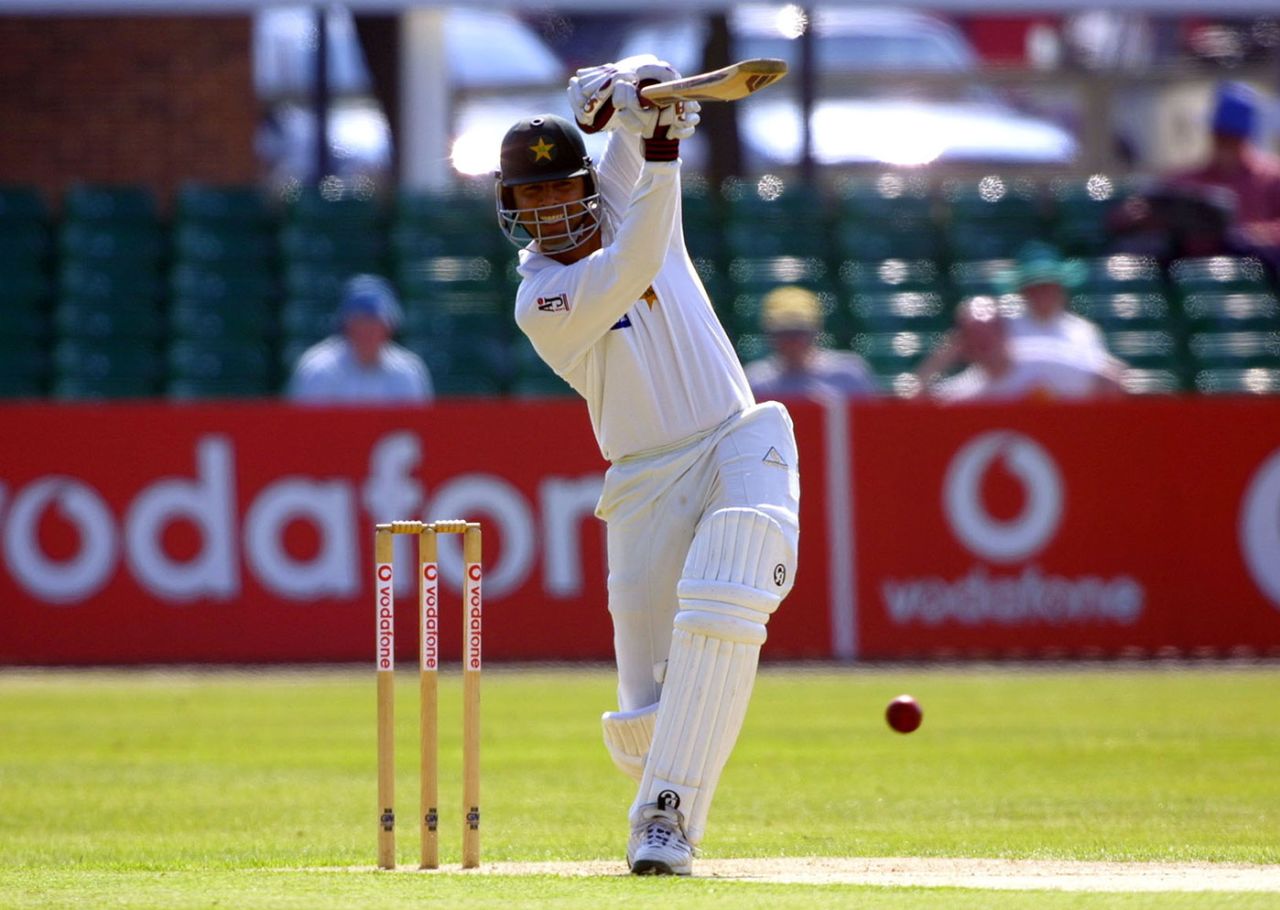 Mohammad Wasim drives, Leicestershire v Pakistanis, 1st day, Grace Road, May 24, 2001