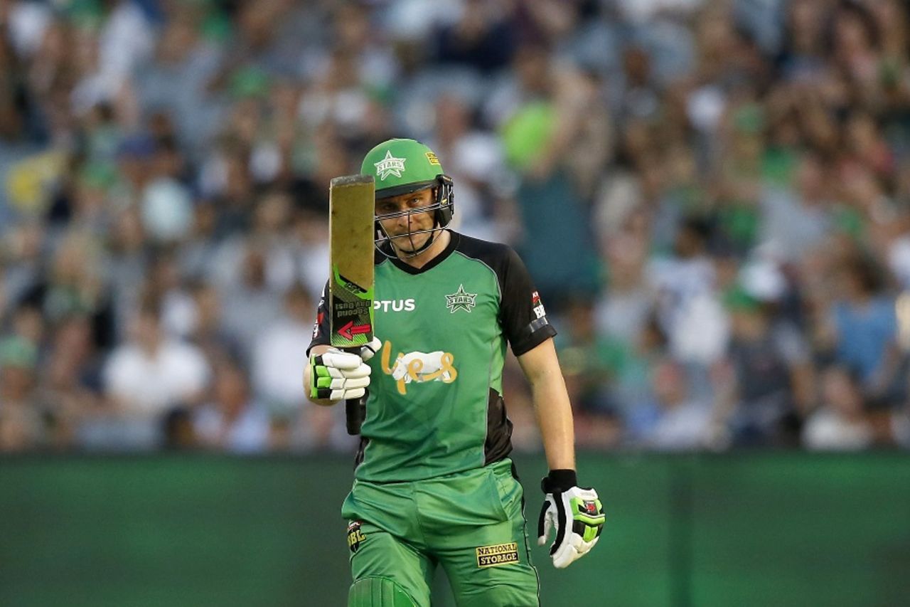 Luke Wright acknowledges his second successive fifty, Melbourne Stars v Sydney Sixers, BBL 2016-17, Melbourne, January 21, 2017
