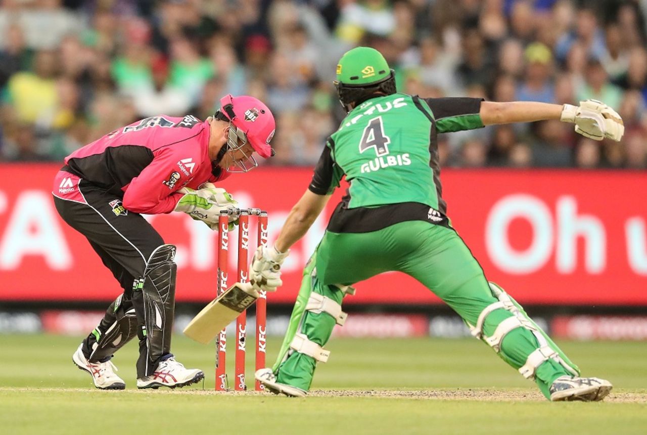 Evan Gulbis is stumped by Brad Haddin, Melbourne Stars v Sydney Sixers, BBL 2016-17, Melbourne, January 21, 2017