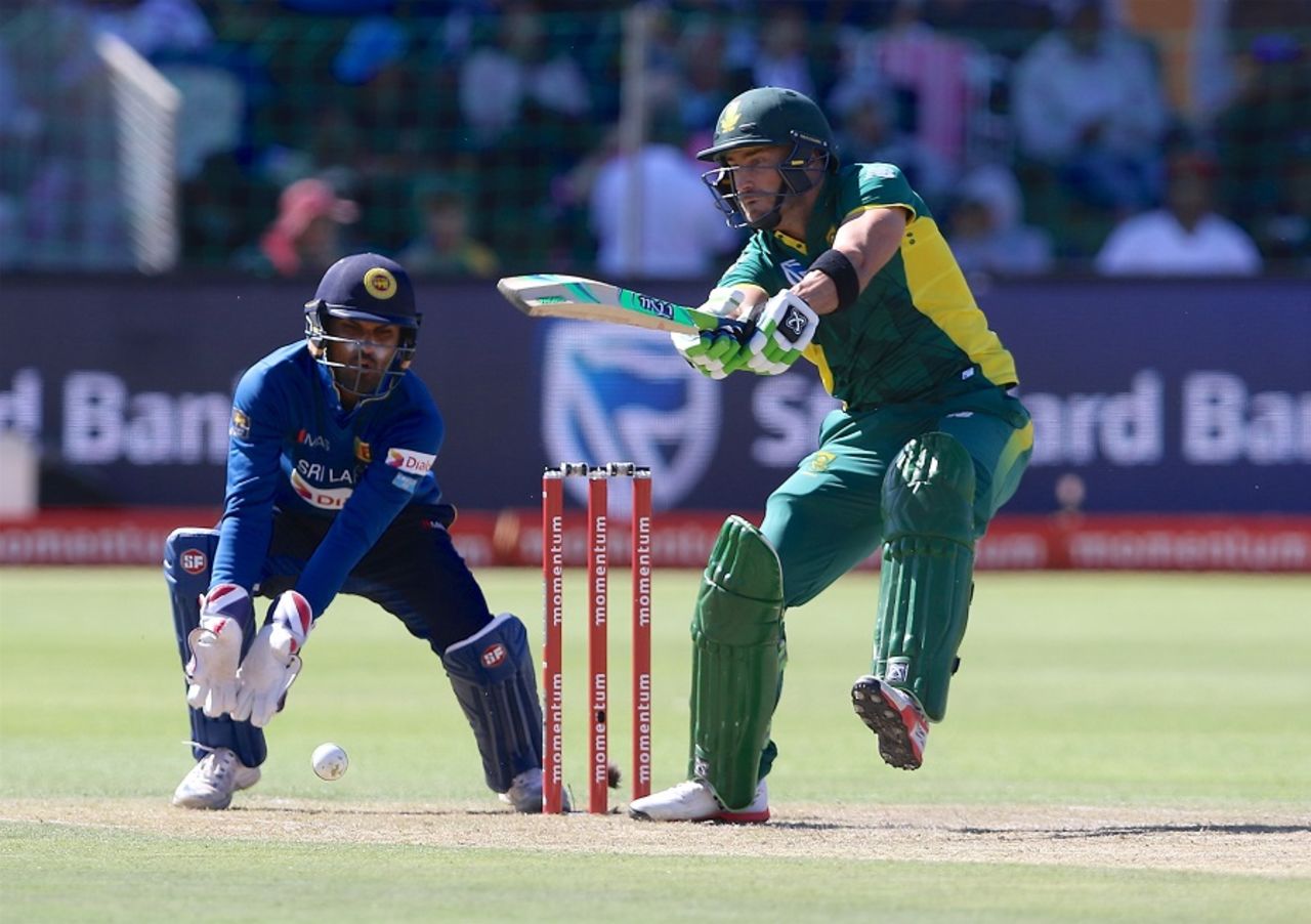 Faf du Plessis was tested by uneven bounce, South Africa v Sri Lanka, 1st ODI, Port Elizabeth, January 28, 2017