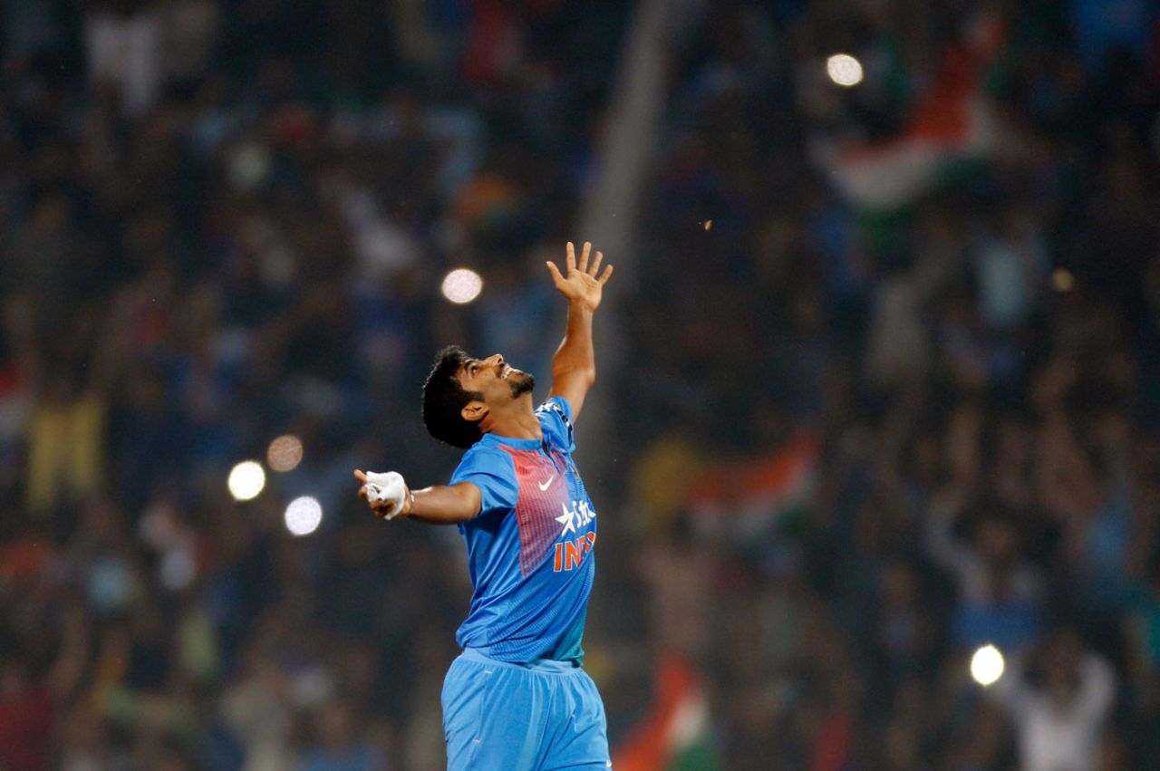 Jasprit Bumrah rejoices during his match-winning final over, India v England, 2nd T20, Nagpur, January 29, 2017
