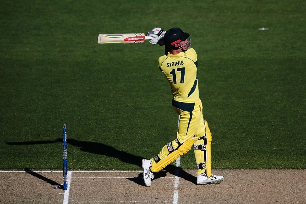 Marcus Stoinis just stands and delivers, New Zealand v Australia, 1st ODI, Auckland, January 30, 2017