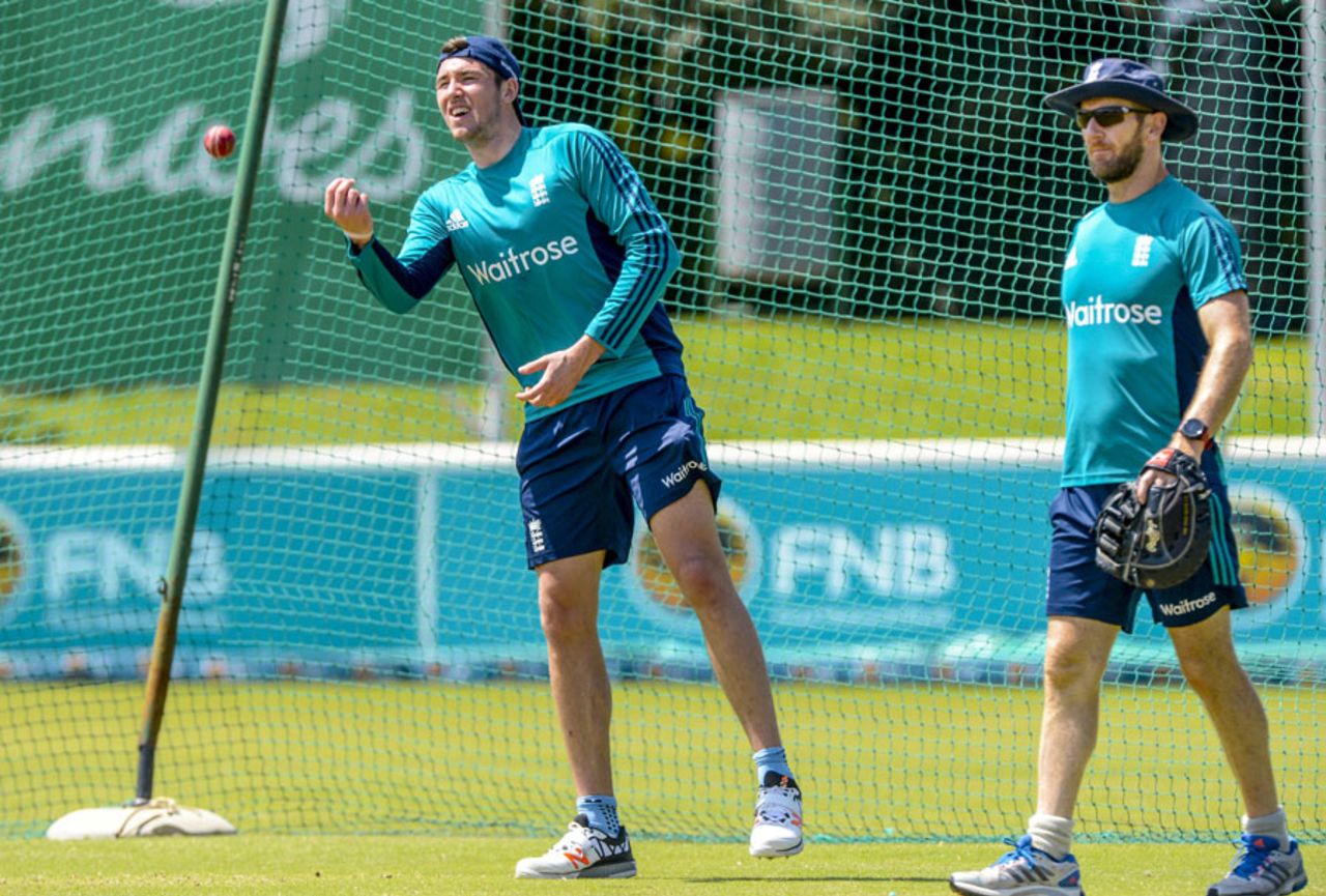 Jamie Overton and Kevin Shine take part in a training session, Potchefstroom, February 1, 2017